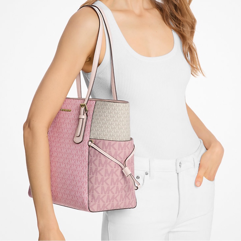 Michael Kors Voyager Lg Color-Block Signature Logo Tote
Powder Blush Multi 
NWT - Picture 2 of 16